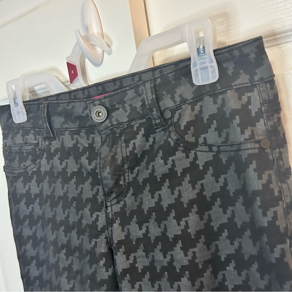 Tinseltown Denim Collection Herringbone Jeans - Picture 3 of 7